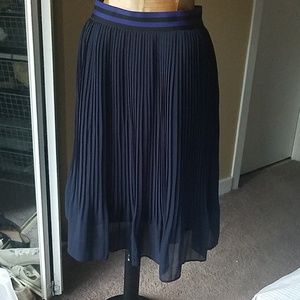 A New Day blue pleated skirt with pockets